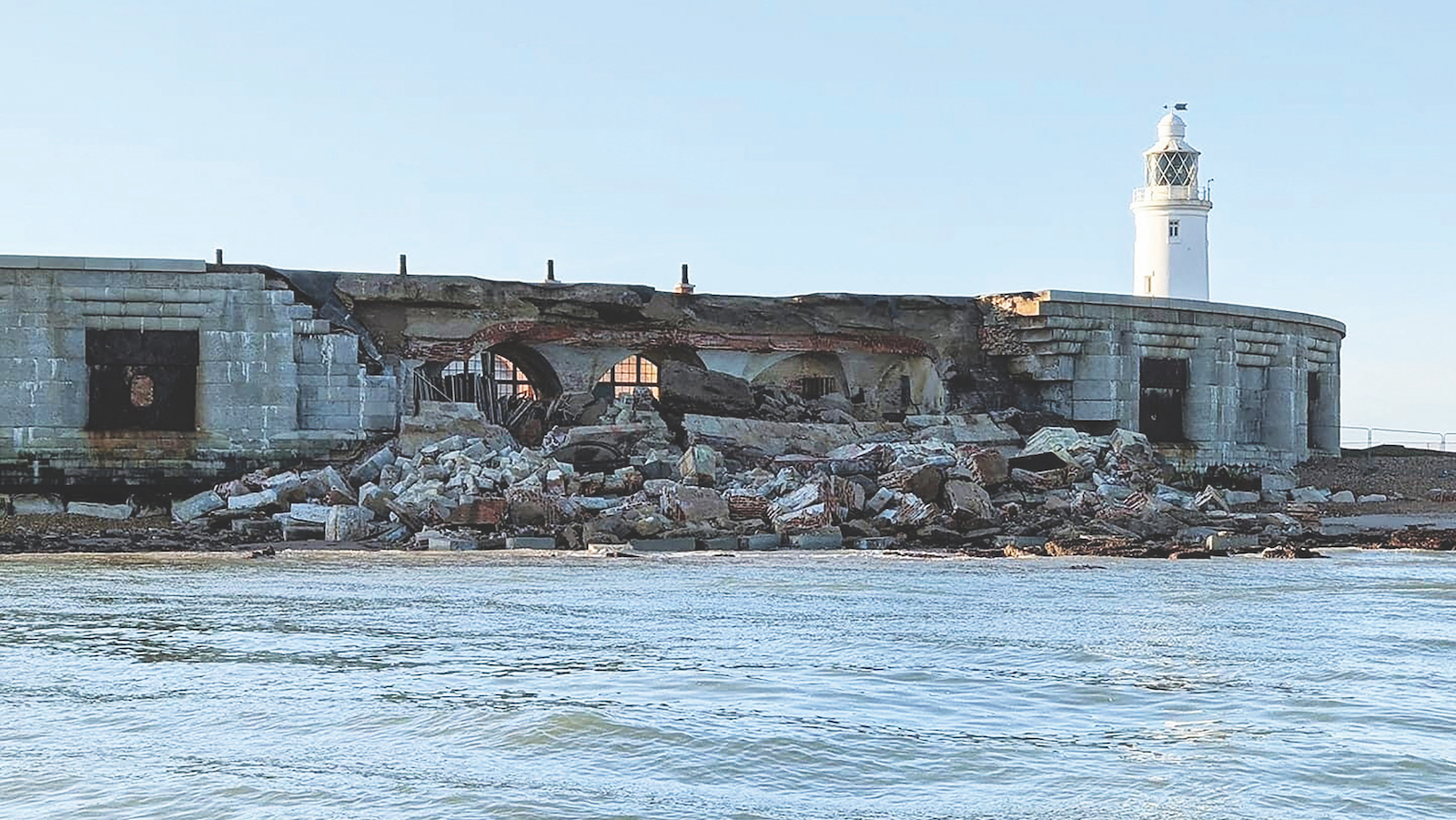 The wall collapse at Hurst Castle, Lymington