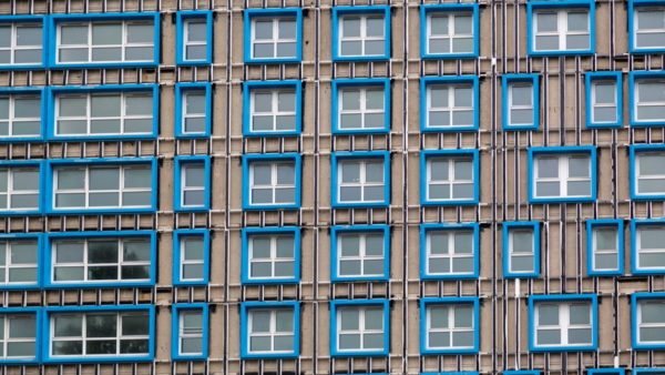 A tower block in Leamington with its cladding removed as a precaution following the Grenfell Tower disaster. (Photo 197698572 © Gary Hider | Dreamstime.com)