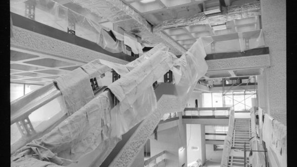 Covered staircases from the Art Gallery leading into the Barbican councourse, October 1980 (Image: Peter Bloomfield)