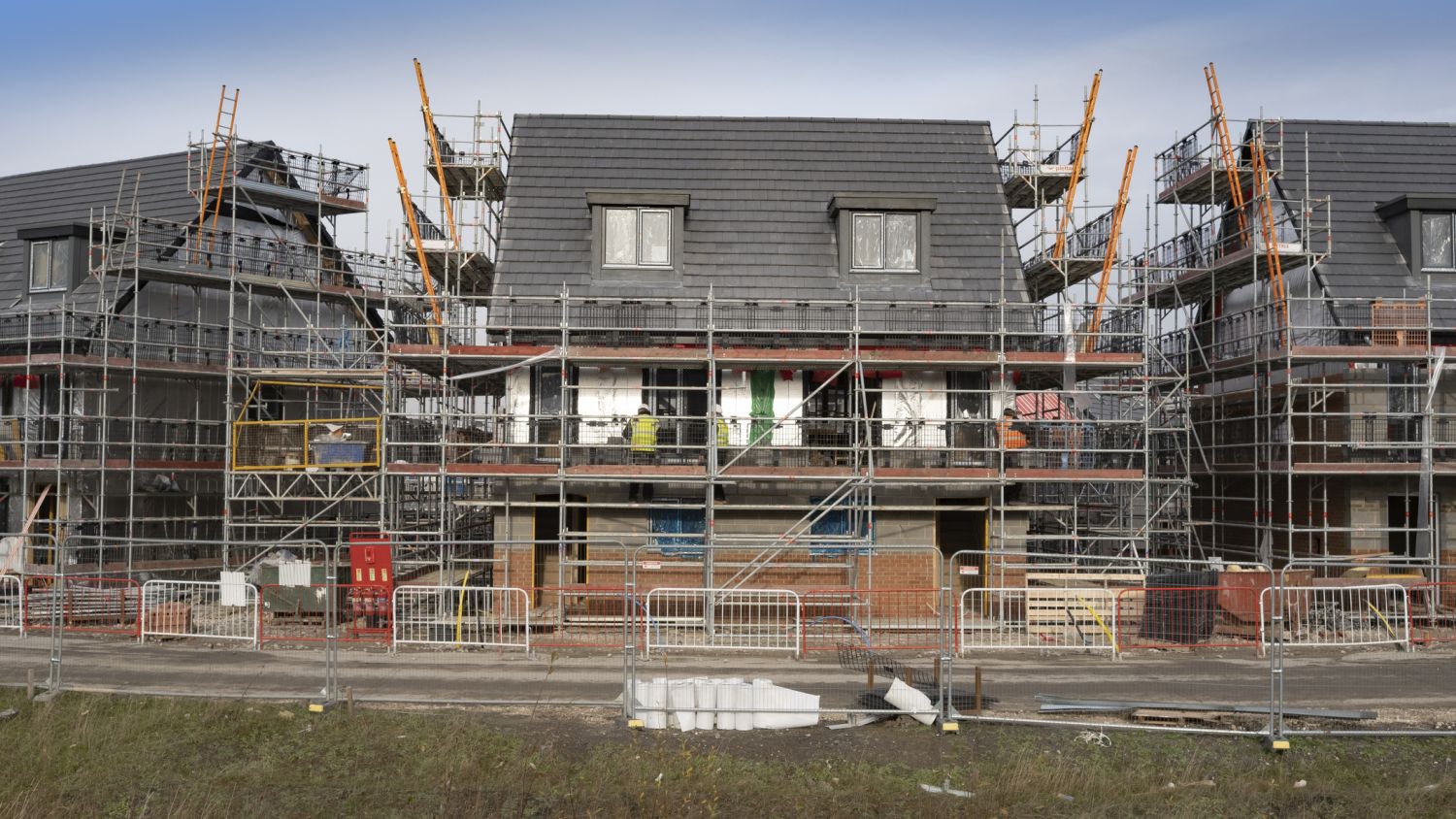 SME homebuilders - New homes being built in the UK using energy efficient materials (Image: ID 139165588 © Jeanette Teare | Dreamstime.com)