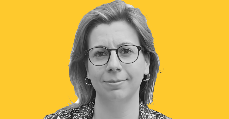 Mugshot of a woman looking at the camera.