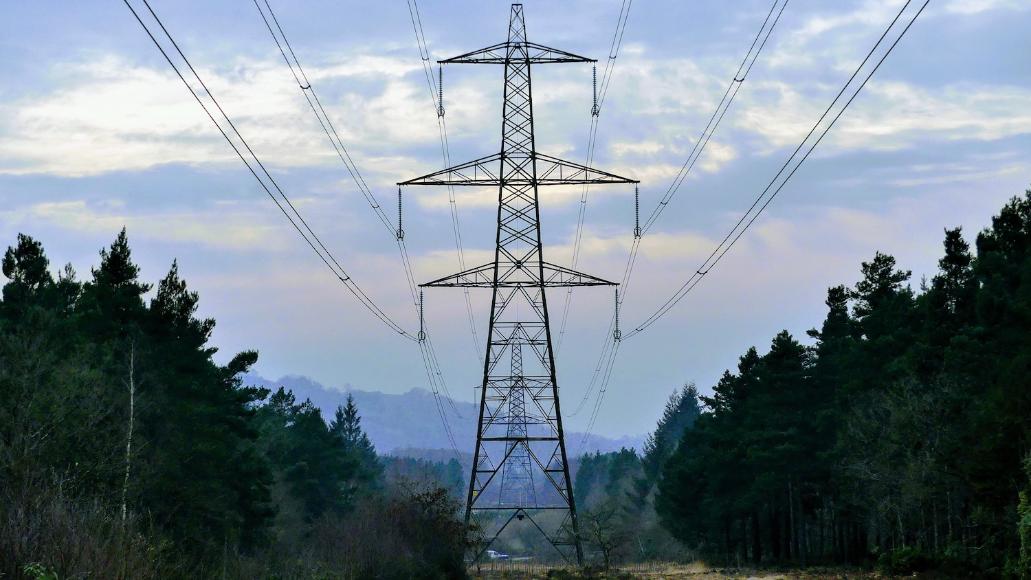 Image of an electricity pylon for IM4Power story