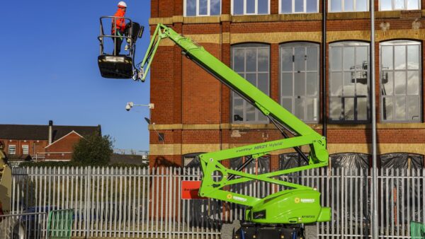 Nifty HR21 Hybrid (Sunbelt Rentals)