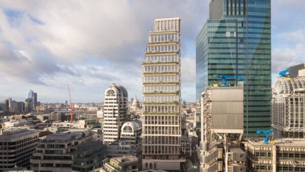 Computer-generated image of a new tower made of glass and with green balconies - Mace has been appointed to build 85 Gracechurch Street